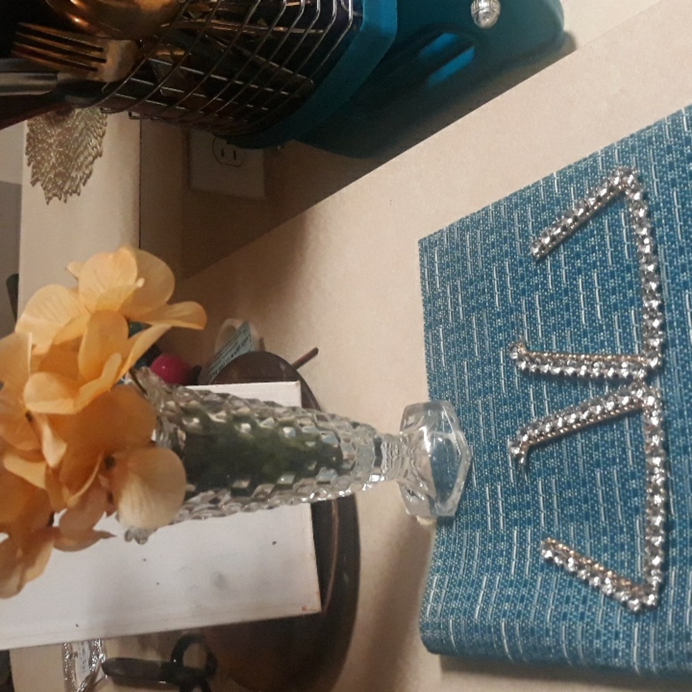 Earring - Picture 3 of 5